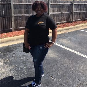 Meet your Posher, Johnesha